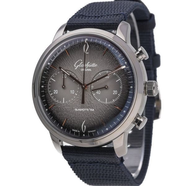 Glashutte Original Sixties 1-39-34-03-22-04